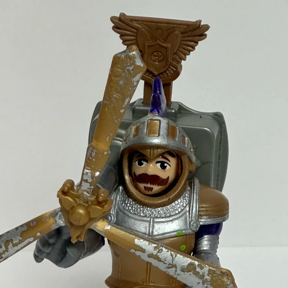 Imaginext SIR PETER THE KNIGHT Figure Tri Sword Armor Weapon 2012 Fisher Price